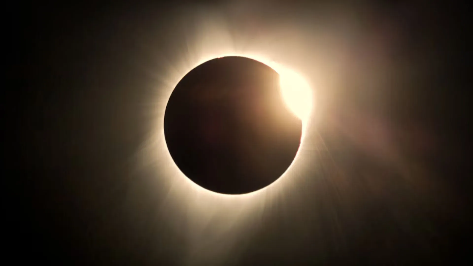 El eclipse solar 2026 no será visible en México, pero ¿cómo ver el anillo de diamantes en vivo?