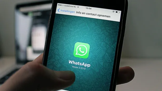 alertan por nueva estafa en whatsapp, te decimos cómo protegerte